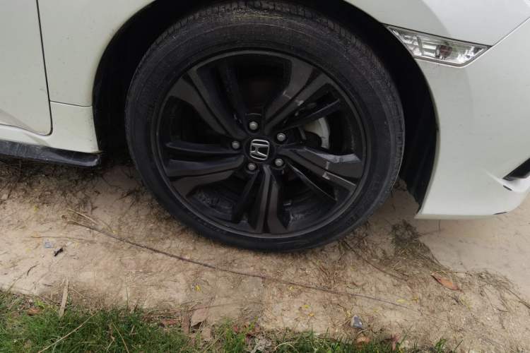 Used Honda Civic 2019 220TURBO CVT Dynamic Edition China VI Emission Standard Right Front Wheel Hub