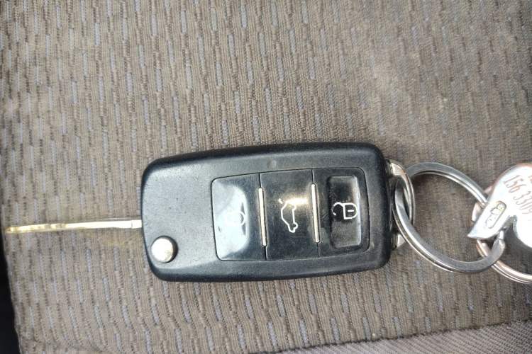 Used Suzuki Wagon R 2015 1.4L Manual All-Around Upgrade Version