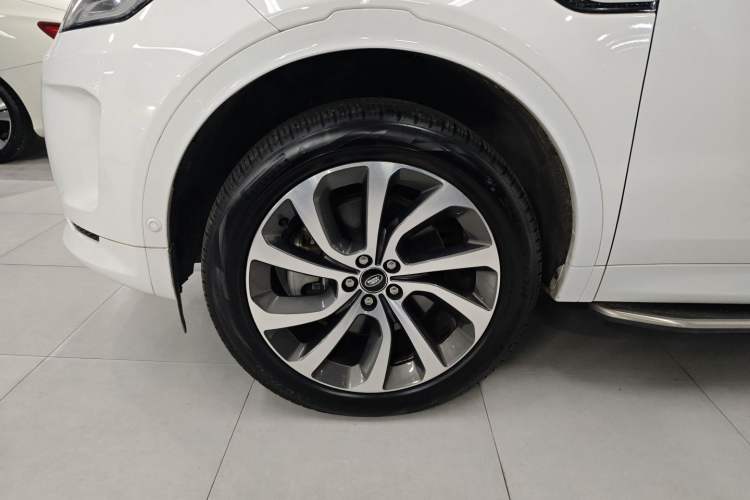 Used Land Rover Discovery Sport 2022 Restyled 249 PS R-Dynamic SE Performance Tech Edition 5 Seats
