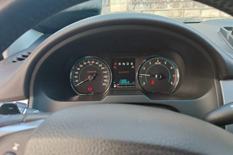 Used Jaguar XF 2015 XF 2.0T 80th Anniversary Limited Edition Luxury Model
