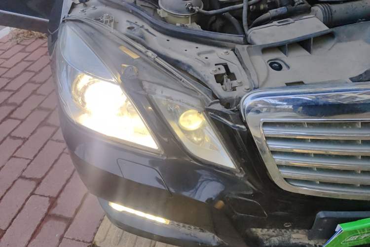 Used Mercedes-Benz E-Class 2010 E 260 CGI Fashion Model