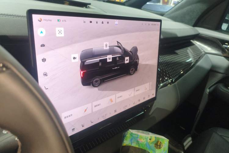 Used Zeekr 009 2024 7-Seater Walk-Through Version Four-Wheel Drive 108 kWh
