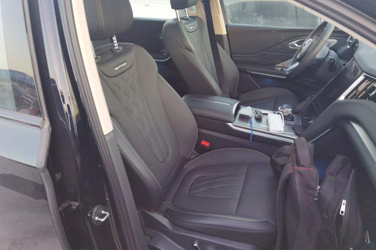 Used Hongqi HS7 PHEV 2024 2.0T PHEV Four-Wheel Drive Flagship Edition 7 Seats
