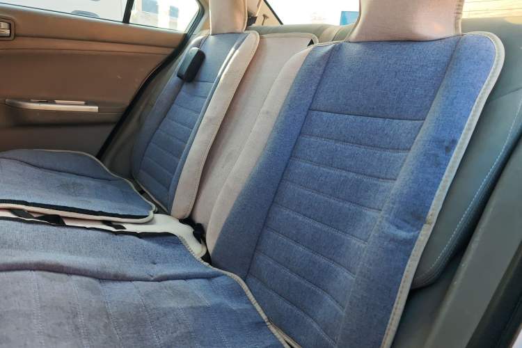 Used Changan Alsvin V3 2015 1.4L Manual Warm-Hearted Model China V Standard
