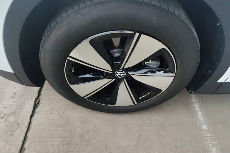 Used Volkswagen ID.4 X 2025 Smart Version Pure & Intelligent Enjoyment Edition Left Front Wheel Hub