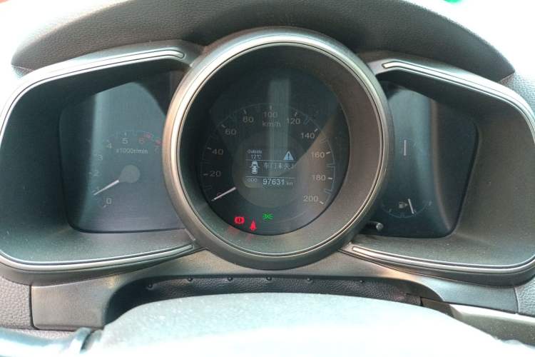 Used CHANGAN OSHAN CX70 2017 CX70T 1.5T Manual High-Performance Edition