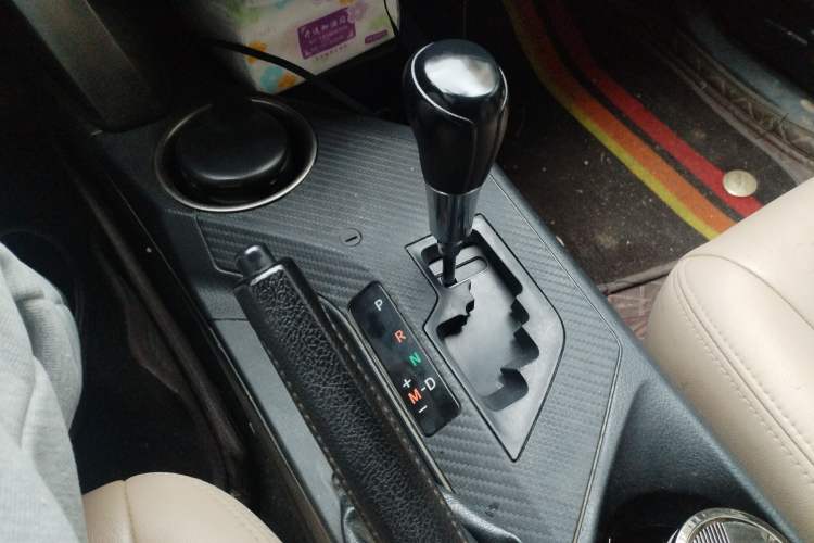 Used Toyota RAV4 2013 2.0L CVT Four-Wheel Drive Fashion Edition
