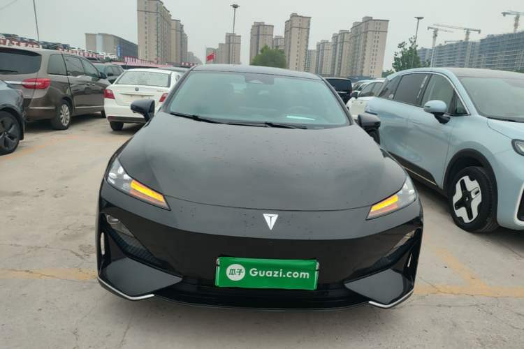 Used Deepal SL03 2023 200Max Range-Extended Version Front