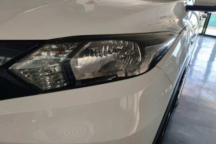 Used Honda Vezel 2017 1.5L CVT 2WD Comfort Model Left Front Headlight