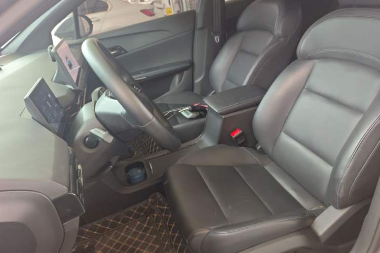 Used MG 4 EV 2023 415 km Range Sea-Faring Champion Edition