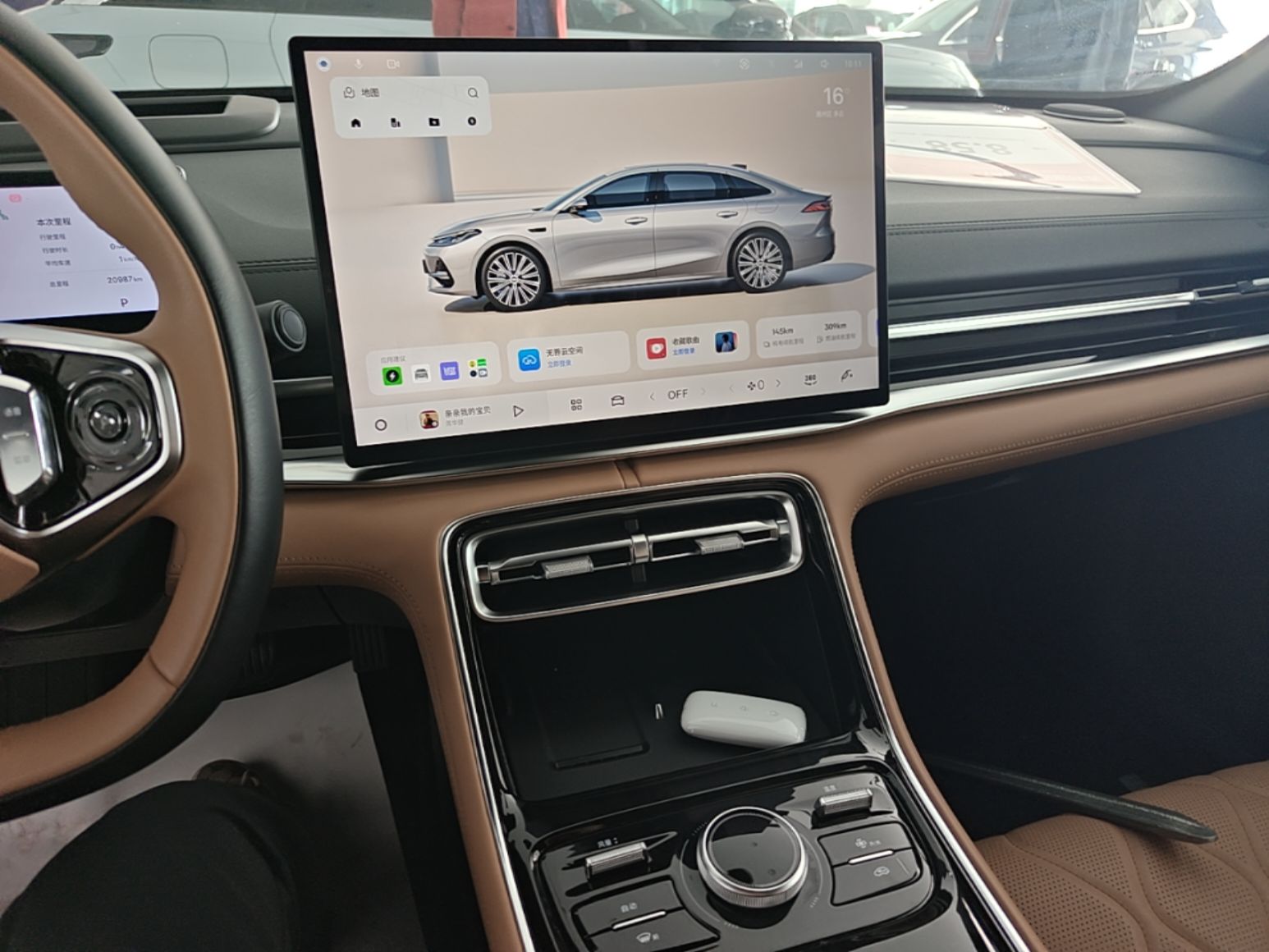 Geely Galaxy A7 2025 Model EM-i 150km Starship Edition — снимка 15