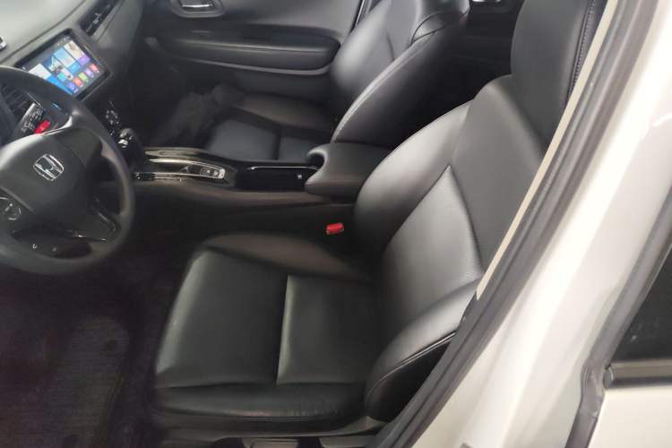 Used Honda Vezel 2017 1.8L CVT Front-Wheel Drive Pioneer Edition
