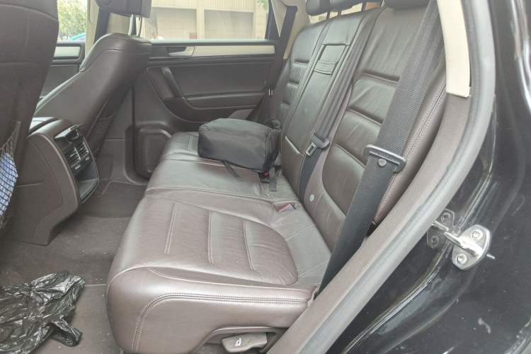 Used Volkswagen Touareg 2017 3.0 TSI Touareg Model Left Rear Seat