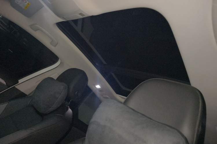 Used Volkswagen Sagitar 2020 200TSI DSG Comfort Version China VI Standard Headliner