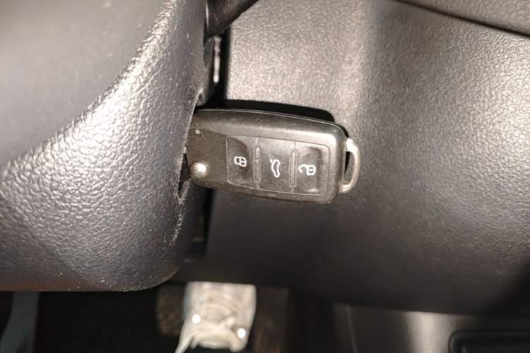 Used Volkswagen Tiguan 2017 300TSI Automatic Two-Wheel Drive Silk Road Luxury Edition Interior 1