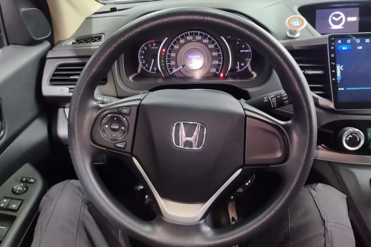 Used Honda CR-V 2015 2.0L two-wheel drive Fashion Edition Steering Wheel