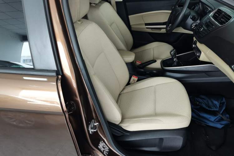 Used Ford Escort 2015 1.5L Manual Comfort Model
