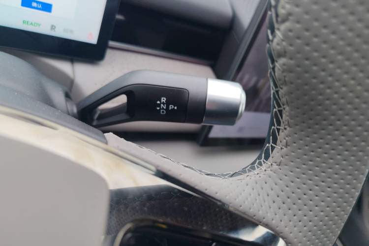 Used Geely Galaxy 8 2025 130km EM-i Flagship Edition Gear Lever