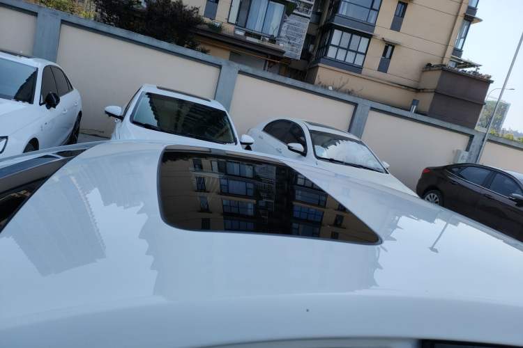 Used Chevrolet Monza 2022 320 Automatic Enjoyment Sunroof Version Roof