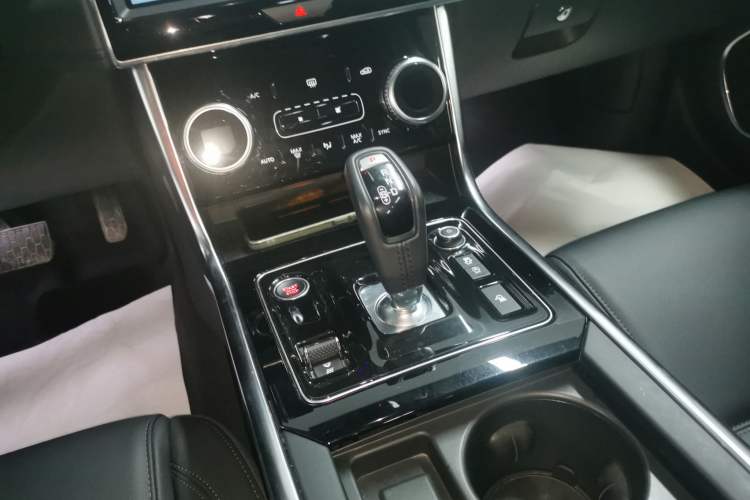 Used Jaguar XEL 2021 2.0T 250 PS S Progressive Elegance Edition