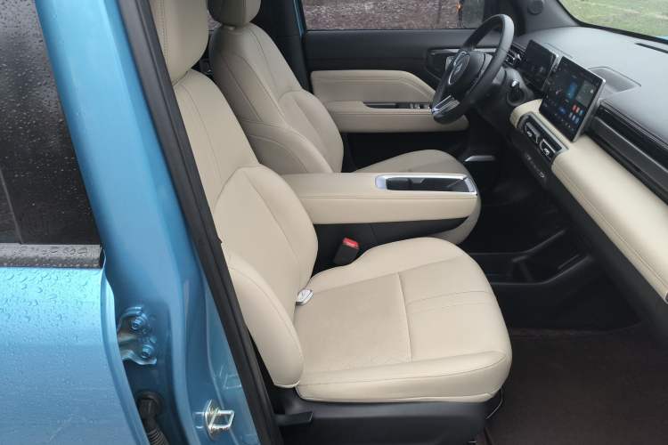 Used Baojun Spark EUV 2024 Prestige Edition 4 Seats