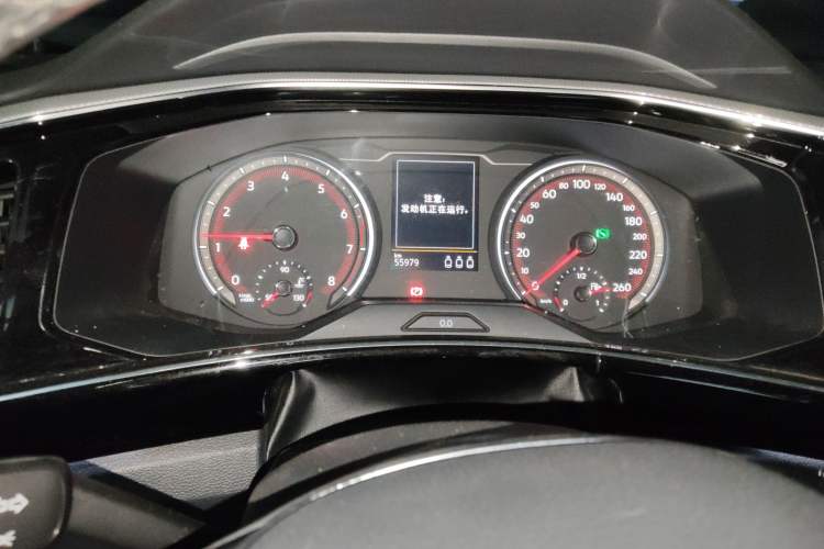 Used Volkswagen Tayron 2020 330TSI Two-Wheel Drive Luxury Smart Connectivity Version Odometer Close Up