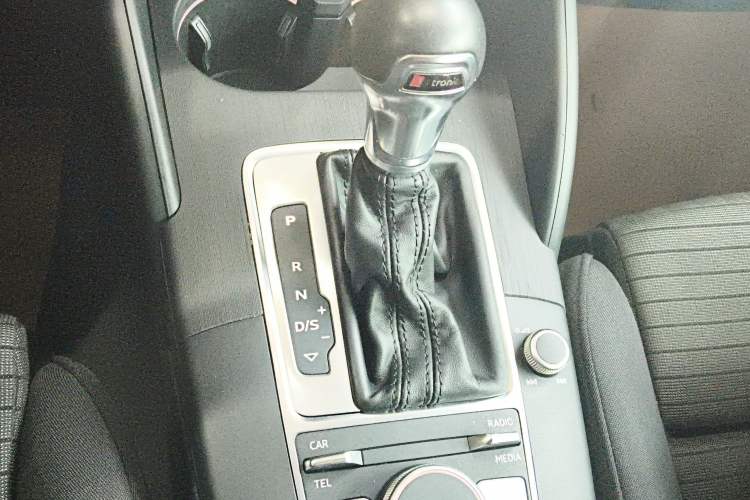 Used Audi A3 2017 Limousine 35 TFSI Sport Edition