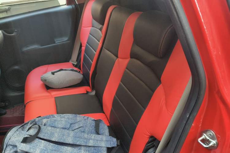 Used Honda Fit 2011 1.5L Automatic Luxury Edition Left Rear Seat