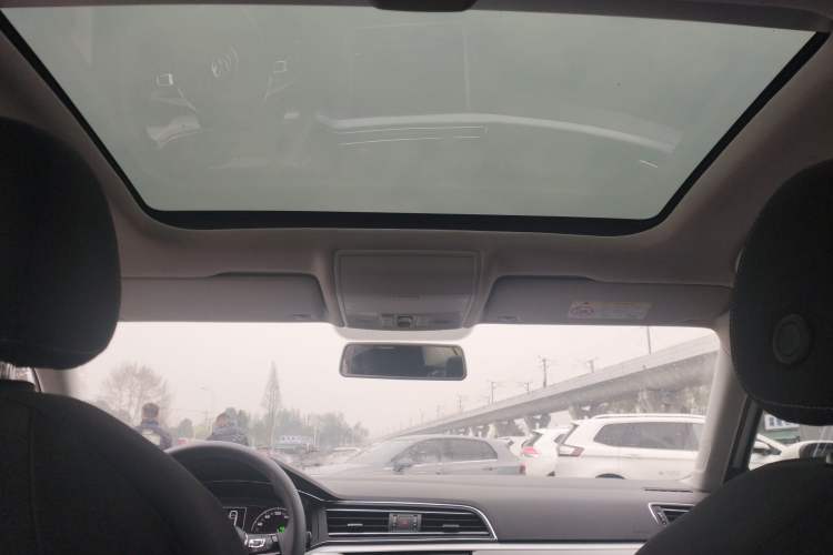 Used Volkswagen Lamando 2019 230TSI DSG Fashion Edition China VI