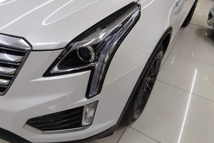 Used Cadillac XT5 2018 25T Tech Model