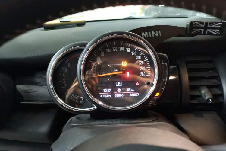 Used MINI MINI 2018 1.5T COOPER CABRIO Artist