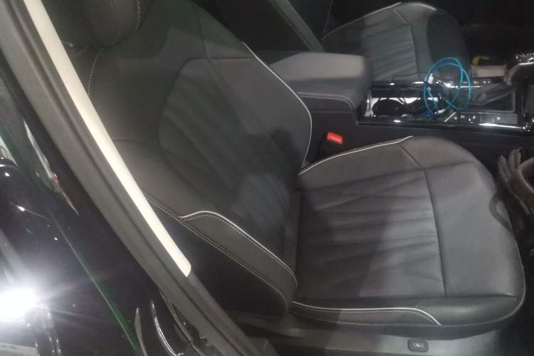 Used Volkswagen Passat 2022 330TSI Luxury Edition