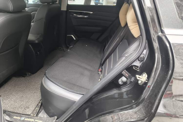 Used Venucia Star 2021 260T Automatic 48V Mild Hybrid Turbocharged Star Achieve Edition