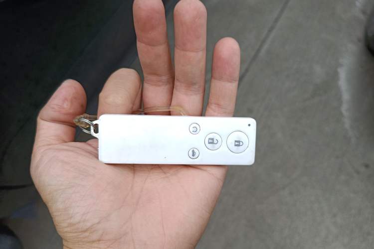 Used BYD Surui 2015 Revised Version 1.5L Manual Luxury Edition
