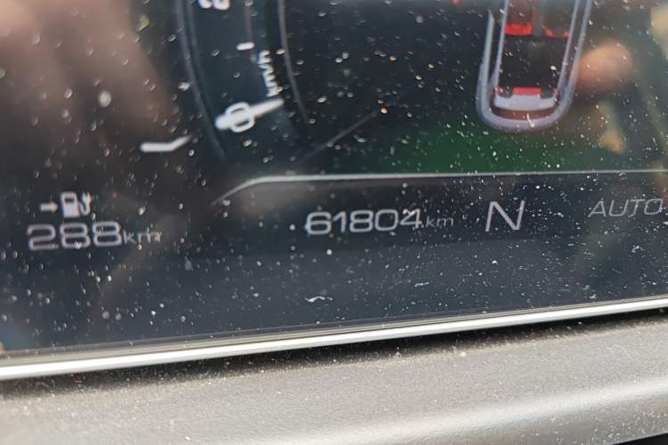 Used ORA Good Cat GT 2022 Mulan Edition 480km Long-Range续航 Odometer Close Up