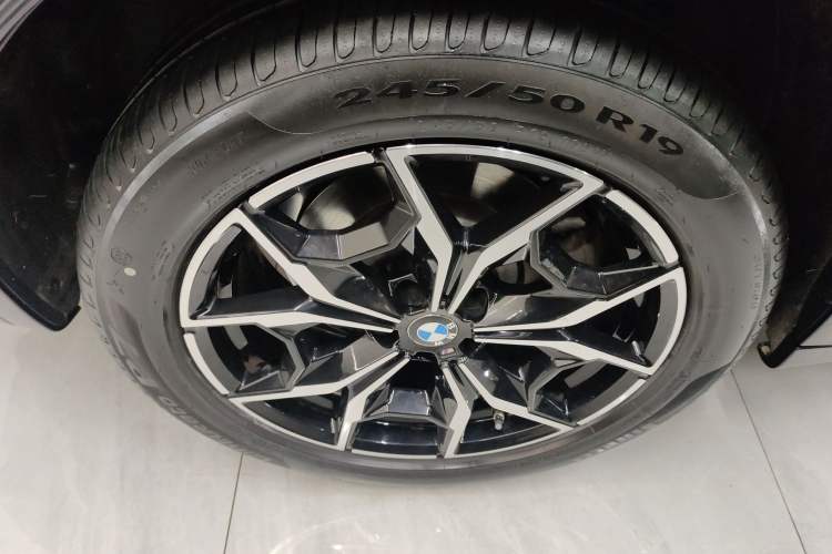 Used BMW X3 2023 xDrive25i M Sport Package Right Rear Wheel Hub