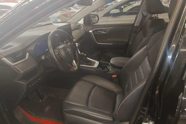 Used Toyota RAV4 2023 2.0L CVT Two-Wheel Drive Fashion Plus Edition Left Front Seat