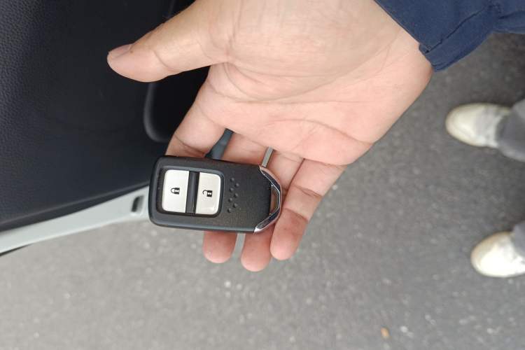 Used Honda LIFE 2021 1.5L CVT SPO-SS Dynamic Edition Vehicle Key