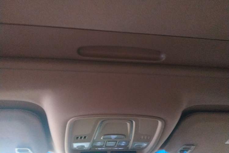 Used Buick GL8 2021 ES Land Cruiser 653T Luxury Edition
