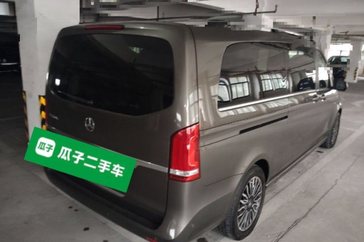 Used Mercedes-Benz V-Class 2017 V 260 L Prestige Extended Edition Rear Right 45 Deg