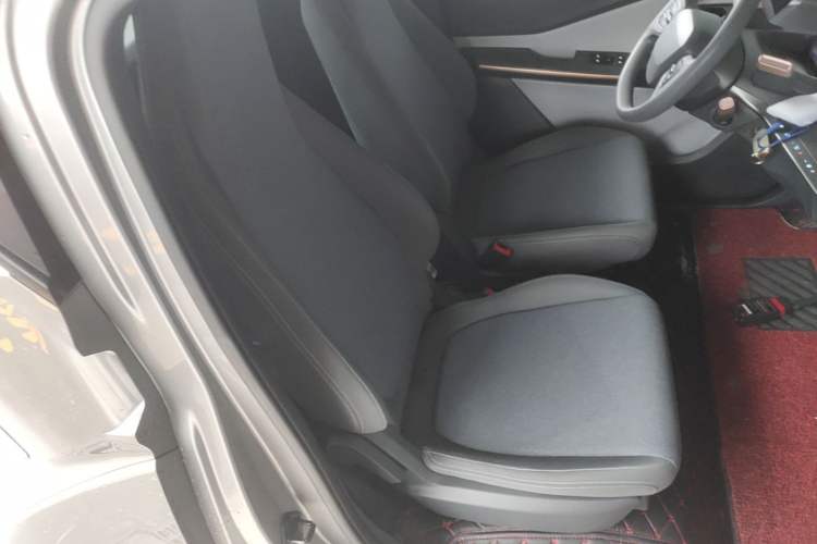 Used Baojun E200 2019 250KM Smart Drive Edition
