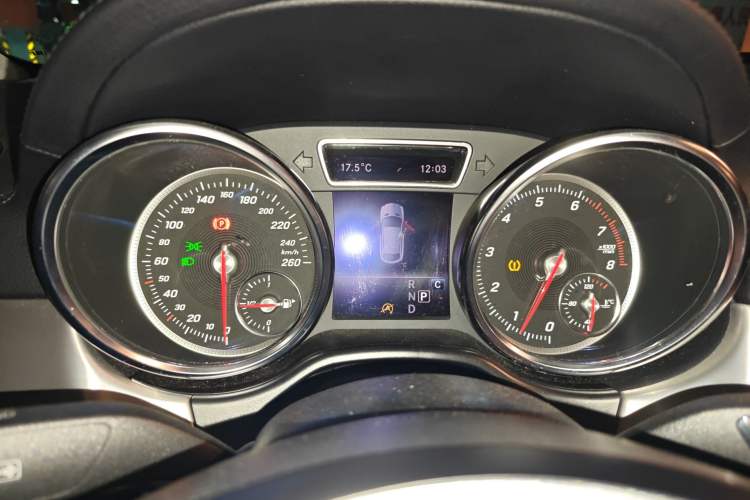 Used Mercedes-Benz GLE Coupe 2018 GLE 320 4MATIC Coupe SUV Instrument Cluster