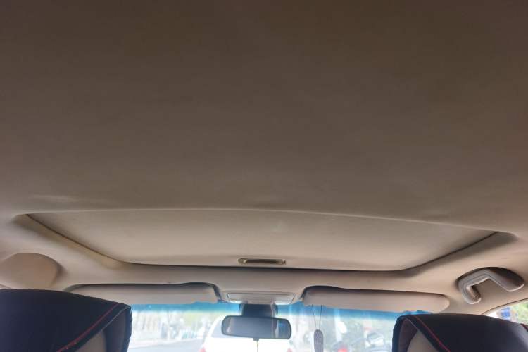 Used BYD F6 2011 Golden Edition 2.0L CVT Deluxe Model
