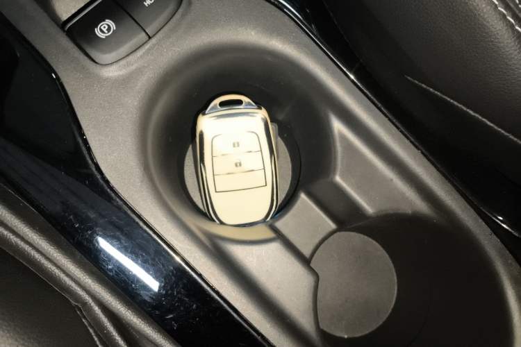 Used Toyota FRONTLANDER 2024 2.0L Smart Electric Hybrid Dual-Engine Luxury Edition Vehicle Key