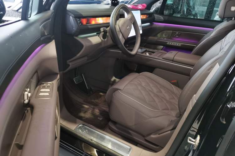 Used Nio ES8 2026 Model 6-seat Executive Luxury Edition
