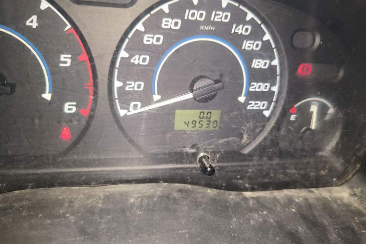 Used JMC Transit 2019 2.8T Commercial Version Short Wheelbase Mid-Roof 6-Seater China VI JX493