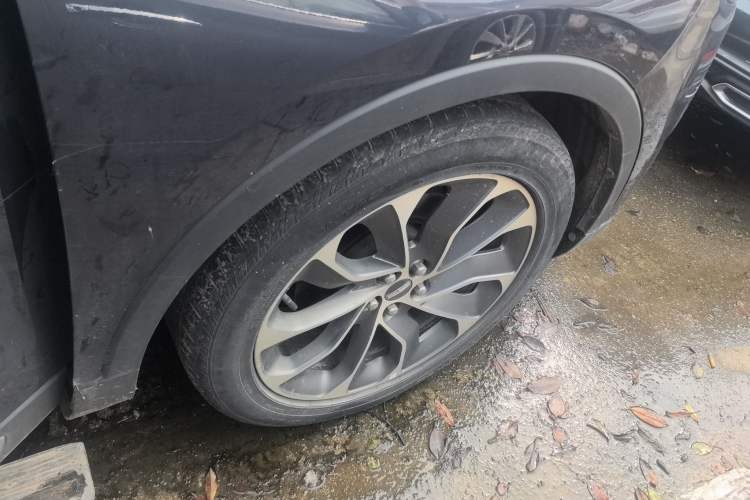 Used Lincoln Nautilus 2021 2.0T Four-Wheel Drive Luxury Edition Right Rear Wheel Hub