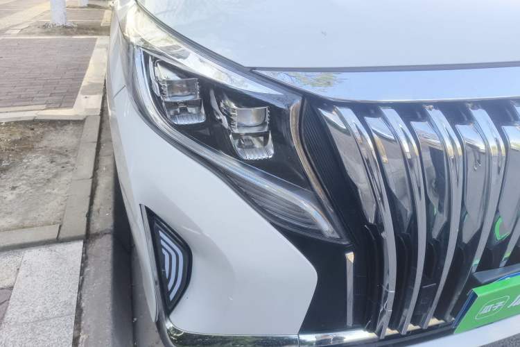 Used GAC Trumpchi M8 2021 Revised Version Lingxiu Series 390T Luxury Edition
