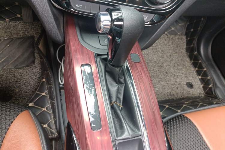 Used Honda XR-V 2015 1.8L EXi CVT Comfort Version