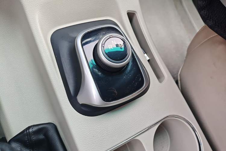 Used FORTHING Lingzhi M5 2020 Long-Range Luxury 7-Seater Model
